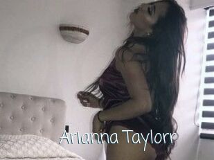 Arianna_Taylorr