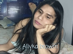 Allyka_browm