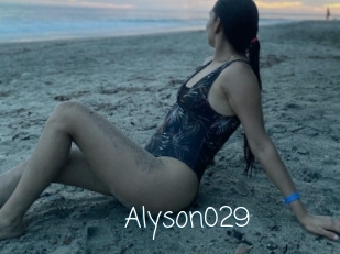 Alyson029