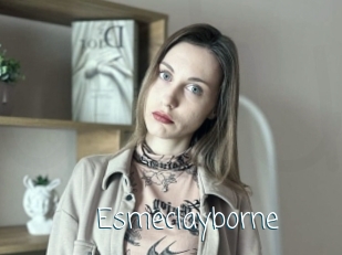 Esmeclayborne