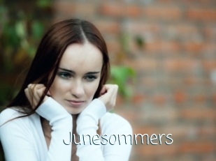 Junesommers