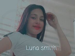 Luna_smith