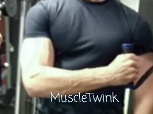 MuscleTwink