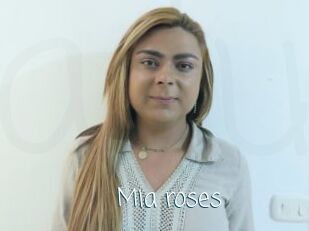 Mia_roses