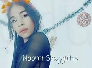 Naomi_Sexggirlts