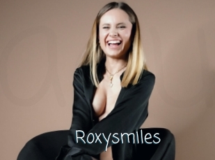 Roxysmiles