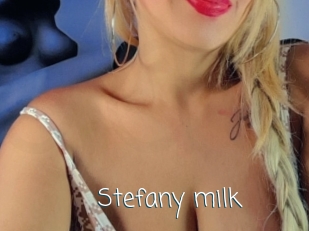 Stefany_milk