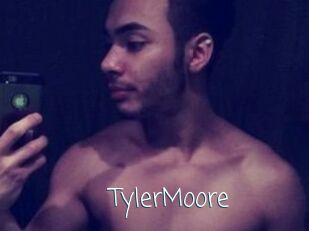 Tyler_Moore